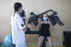 La Fundación Unoentrecienmil lanza una aplicación que permite a niños con cáncer hacer ejercicio físico guiado