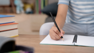 Confundir los tics con mala conducta agrava el impacto del síndrome de Tourette