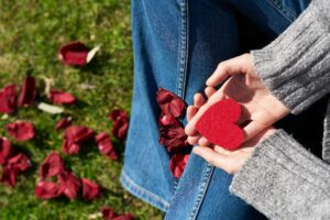 Cardiólogos piden incrementar el conocimiento sobre el síndrome CKM entre las mujeres