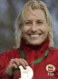 Marta Domínguez cede los 6.000 euros del ‘Premio La Razón al Personaje del Año 2011’ a AFA Palencia