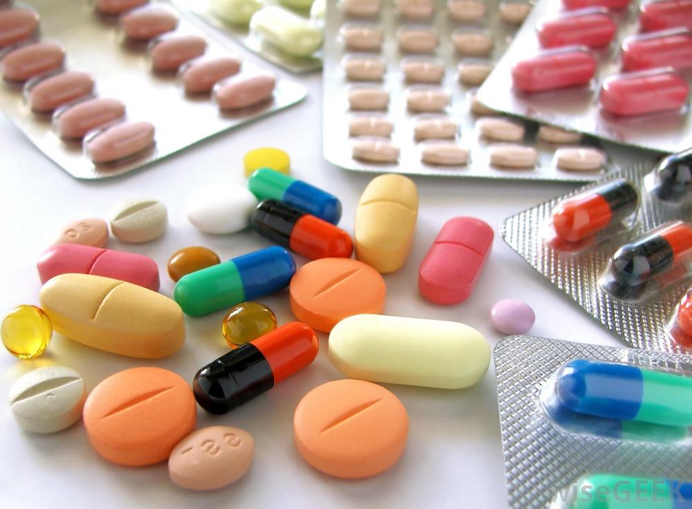 Los pediatras llaman a la responsabilidad de profesionales, familias y administración para conseguir un uso adecuado de los antibióticos