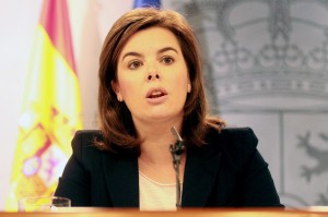 La vicepresidenta, ministra de la Presidencia y Portavoz, Soraya Sáenz de Santamaría durante la rueda de prensa posterior al Consejo de Ministros. 