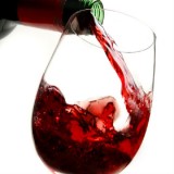 El consumo moderado de alcohol reduce la mortalidad en el Alzheimer leve