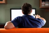 Los jóvenes que abusan de la TV tendrán peor función cognitiva en el futuro