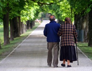 mayores caminando