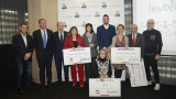 Donación de 32.749 euros del Grupo Cortefiel a la AECC en Madrid