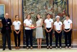 Cinco ex pacientes de cáncer de mama recorrerán 300 kilómetros en el Ártico Cinco ex pacientes de cáncer de mama recorrerán 300 kilómetros en el Ártico
