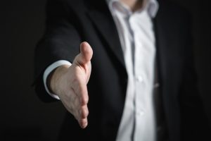 hand-man-suit-photography-finger-giving-1187331-pxhere.com_