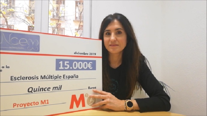 Pulseras solidarias para la investigación de la esclerosis múltiple