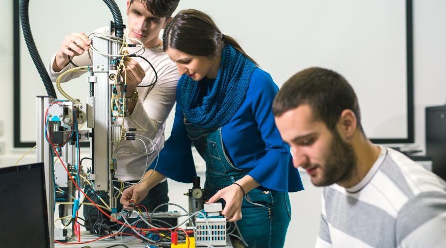 Cursos en línea gratuitos de COCEMFE