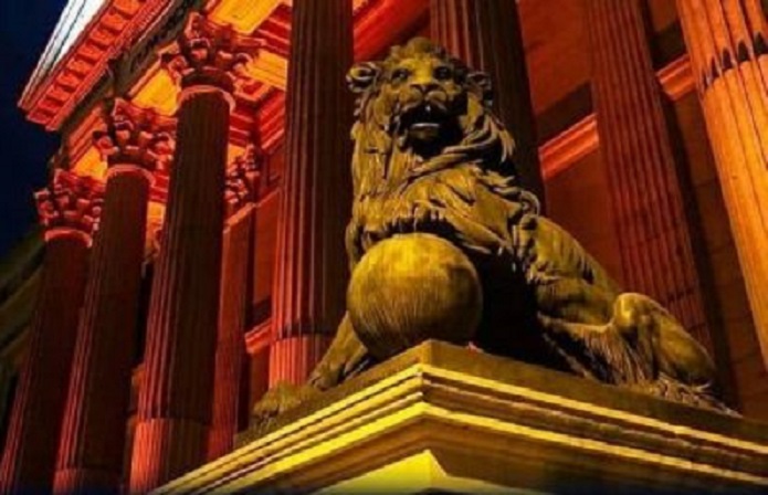 España se ilumina de naranja por la epilepsia
