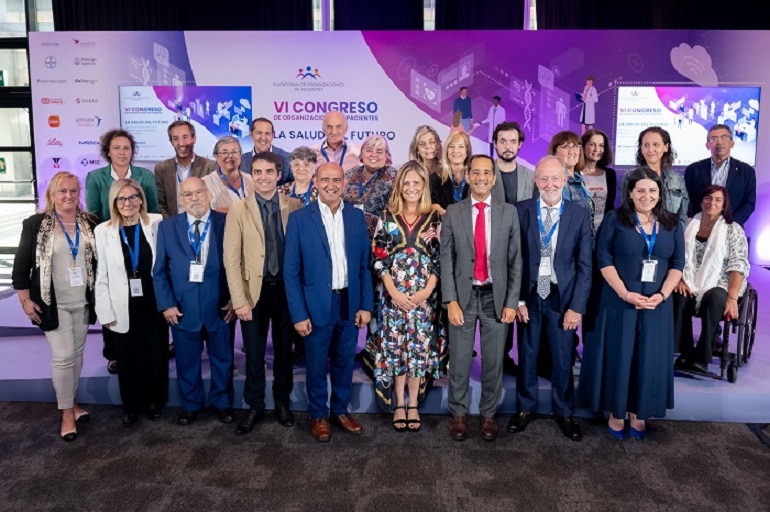 Carina Escobar, reelegida presidenta de la POP