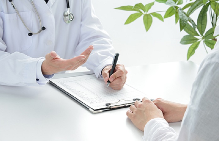 Informes médicos con perspectiva social en el párkinson
