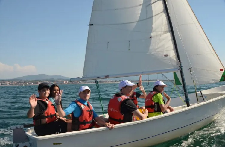 Campamentos de verano para niños y adolescentes con cardiopatías congénitas