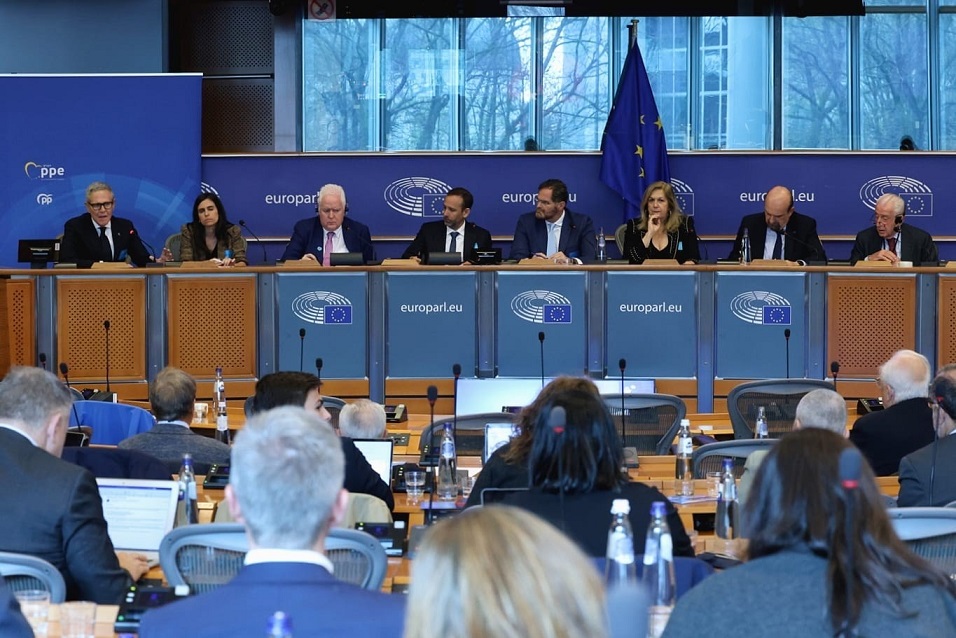 Priorizar el cáncer en la agenda de la Presidencia Española de la UE