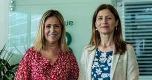POP y AEMPS acuerdo por la seguridad de los medicamentos