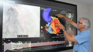 IA y realidad aumentada revolucionan las intervenciones coronarias en la sanidad pública