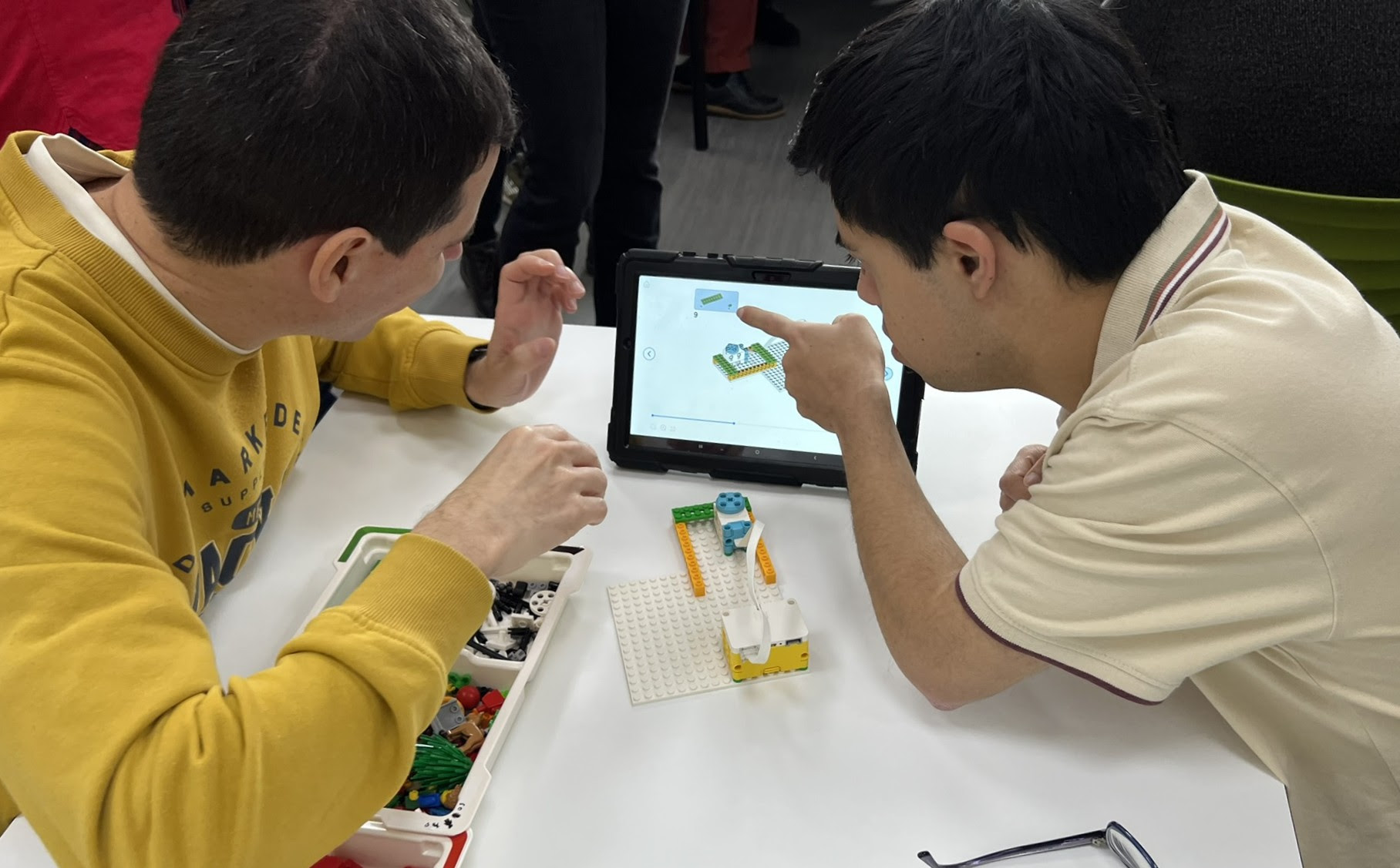 Plena Inclusión Madrid y la Complutense preparan un estudio sobre adolescencia y discapacidad intelectual