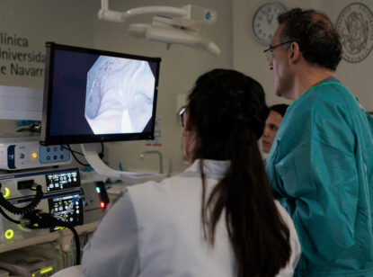 Un estudio concluye que la edad no debe ser el factor determinante para participar en el cribado de cáncer de colon